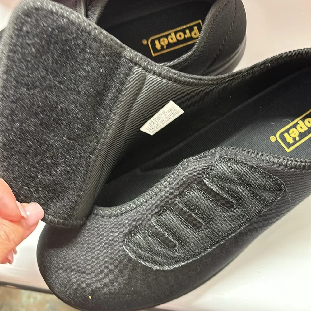 Propet Cush n foot black.  14xx 13 xx 10.5 x. NEW - Picture 2 of 8